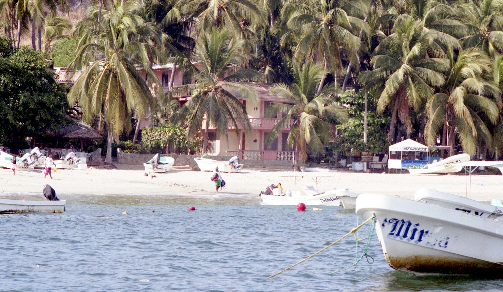 20000328 022   Puerto Escondido Hotel Rincon   Mexico 2000   Speilvendt Fnr 021 22